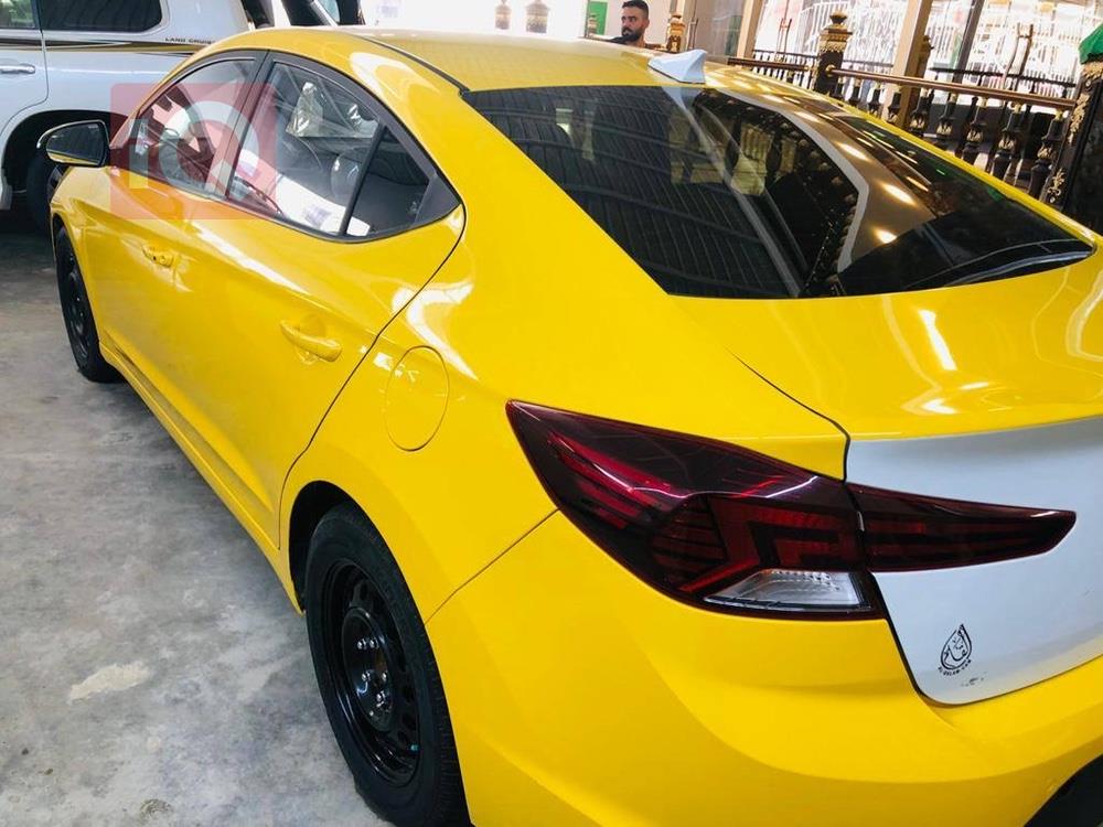 هیوندای ئەلەنترا